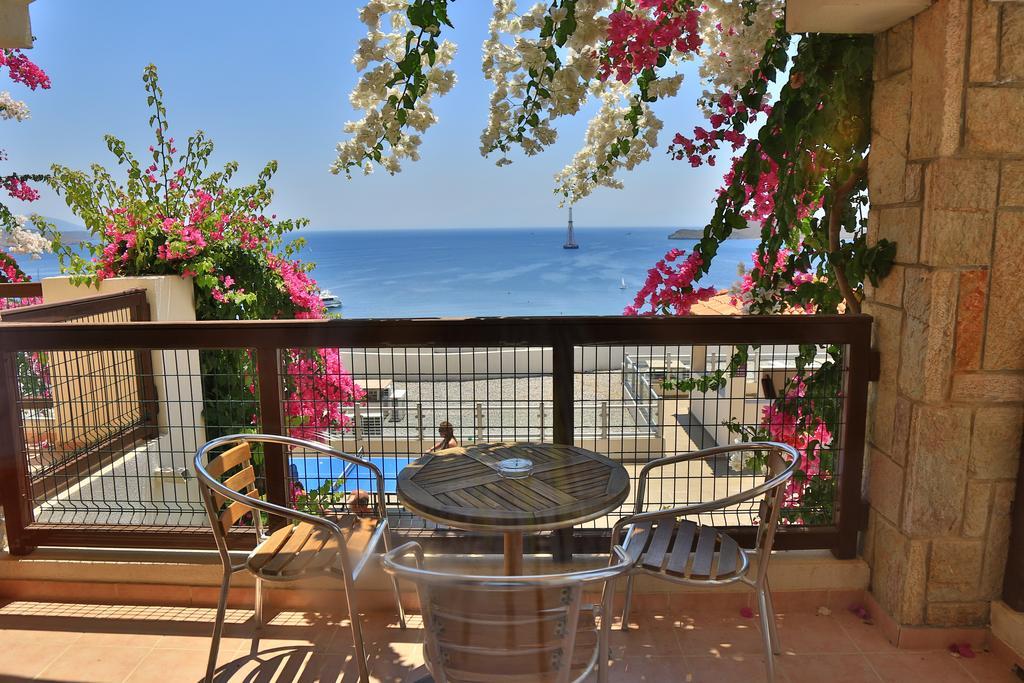 Lighthouse Beach Hotel Ортакент Номер фото