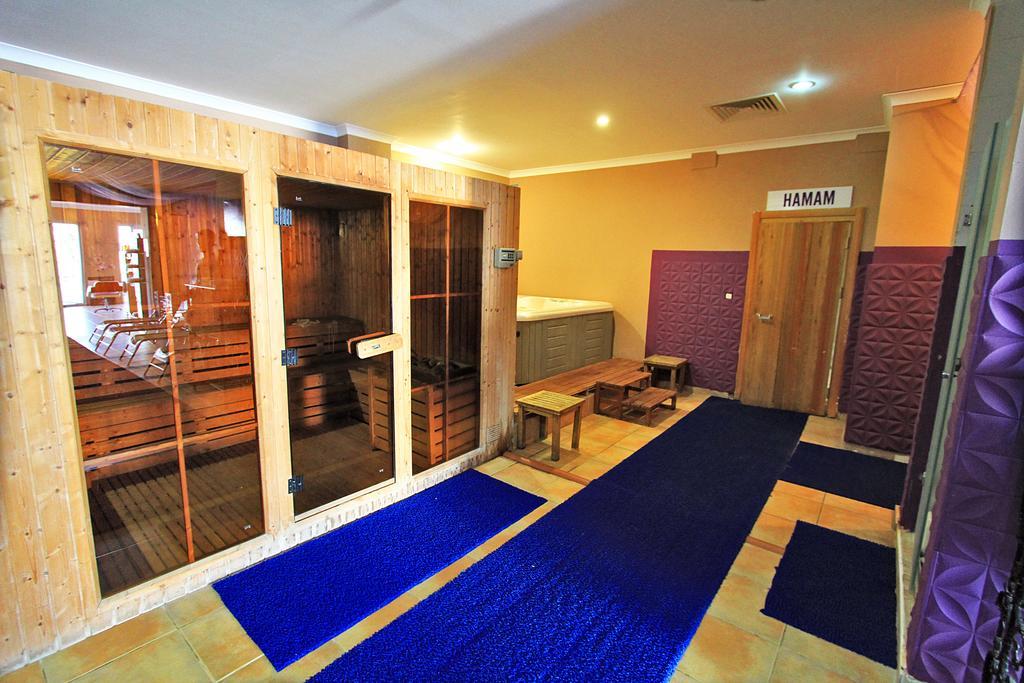 Lighthouse Beach Hotel Ортакент Экстерьер фото