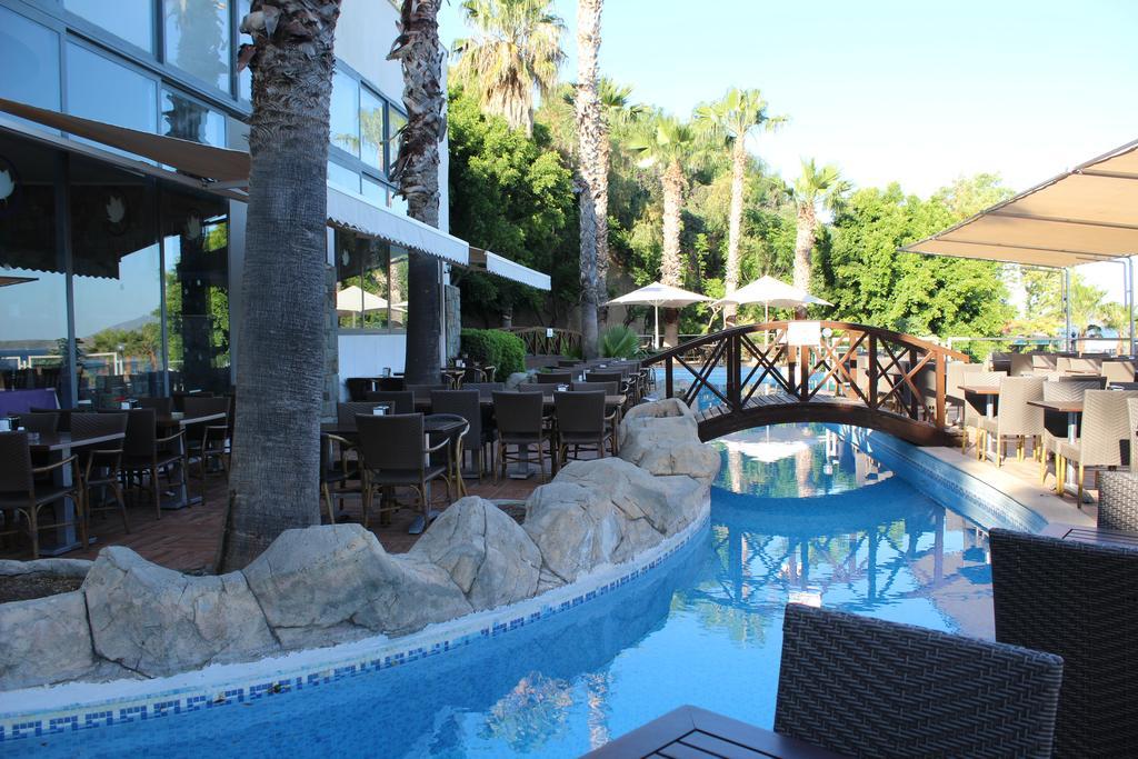 Lighthouse Beach Hotel Ортакент Экстерьер фото